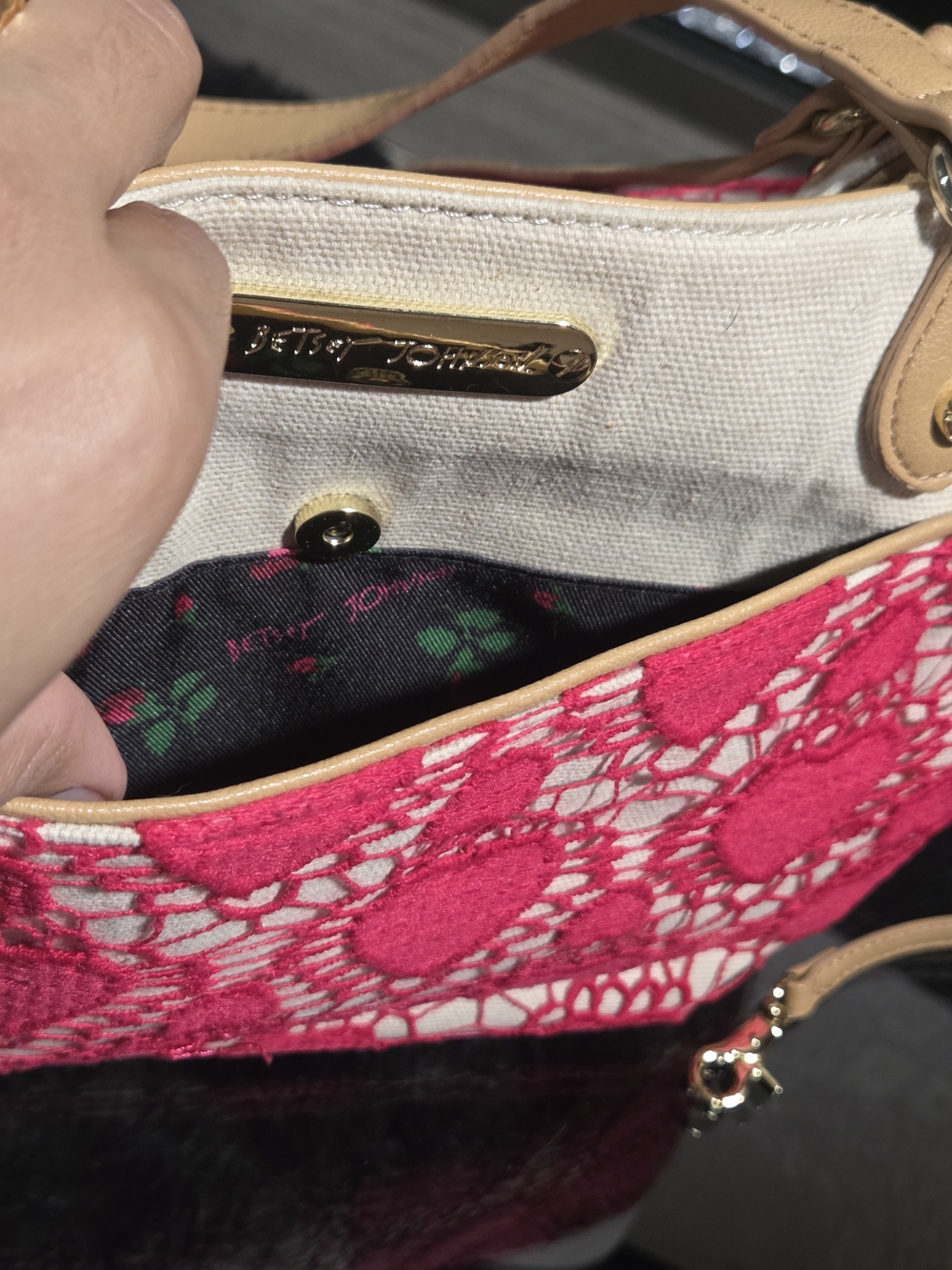 Betsey Johnson Lacey Heart Tote & Wristlet - Picture 4 of 14